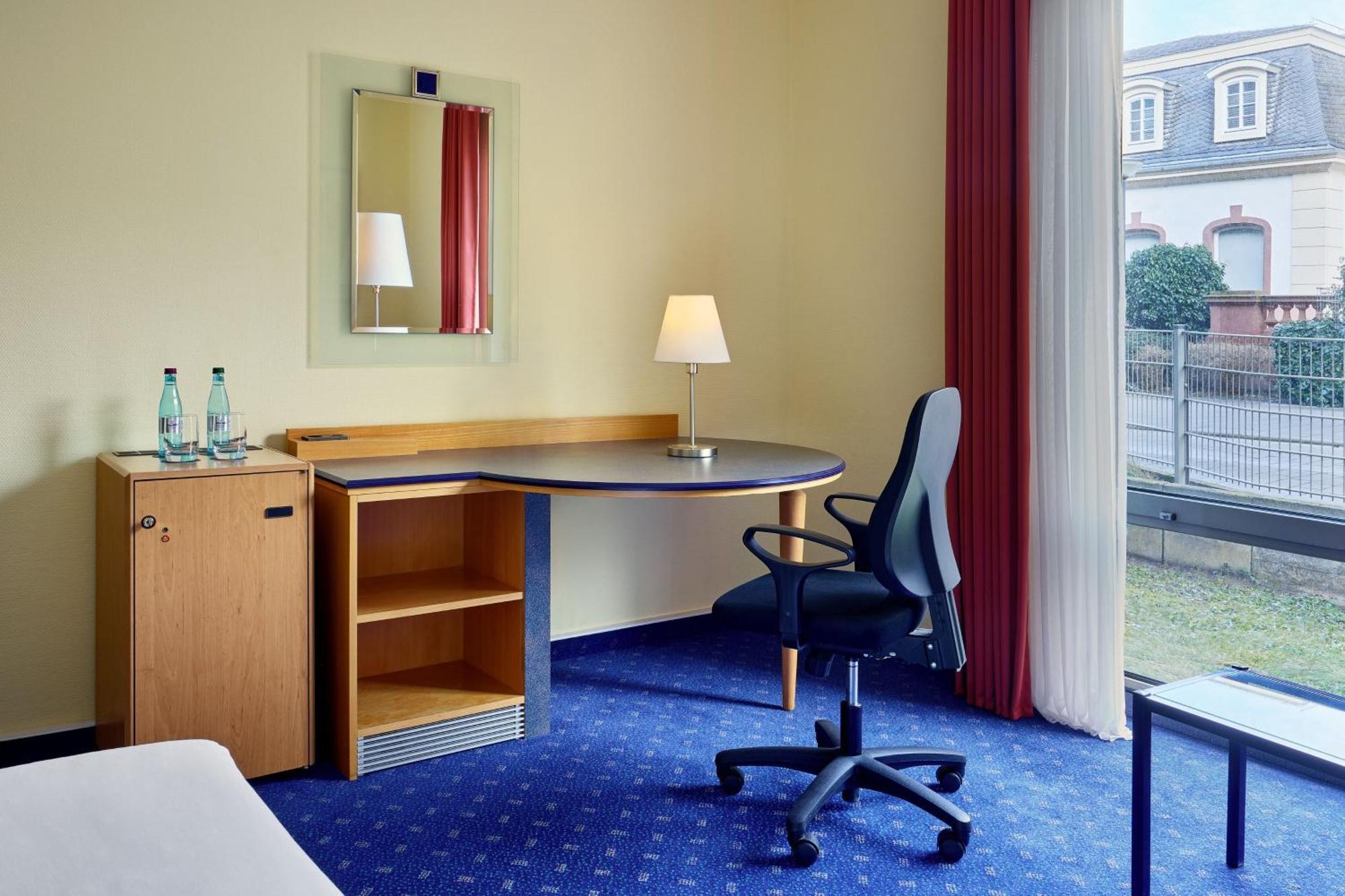 Sheraton Offenbach Hotel Экстерьер фото