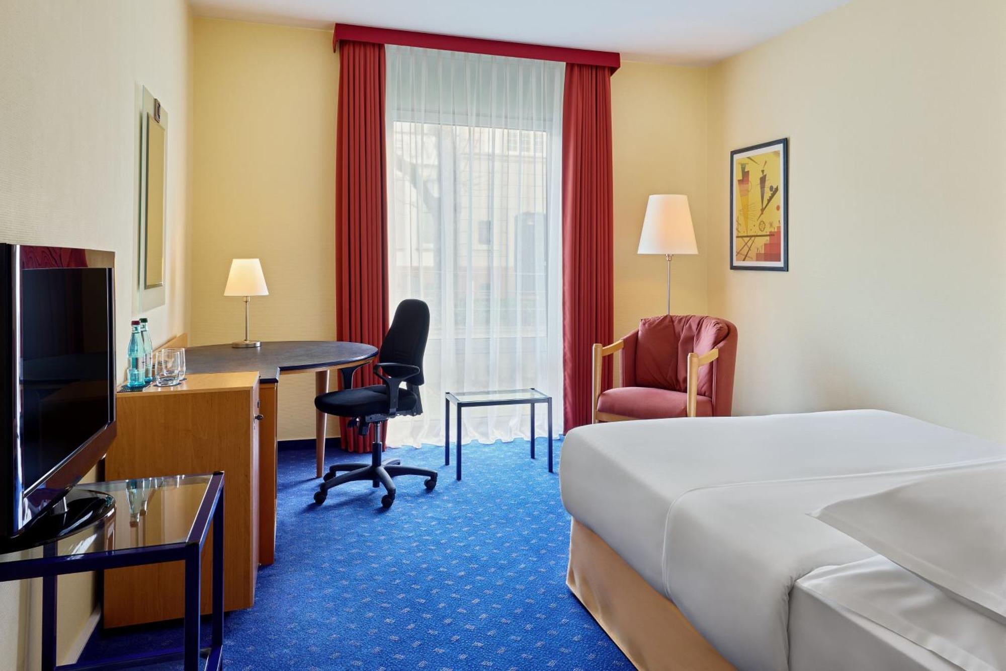 Sheraton Offenbach Hotel Экстерьер фото