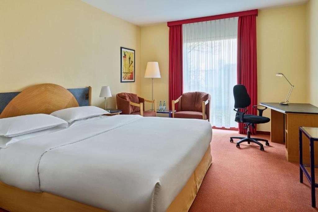 Sheraton Offenbach Hotel Экстерьер фото